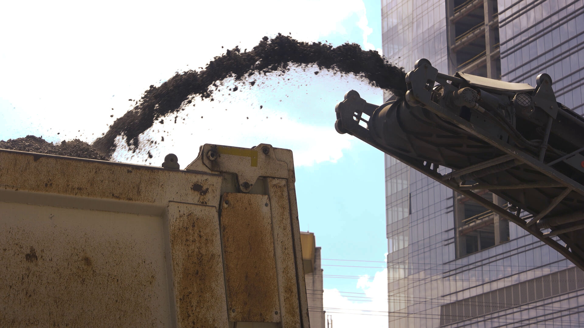 Milled asphalt stockpile in Dallas–Fort Worth, TX — Blackland Asphalt